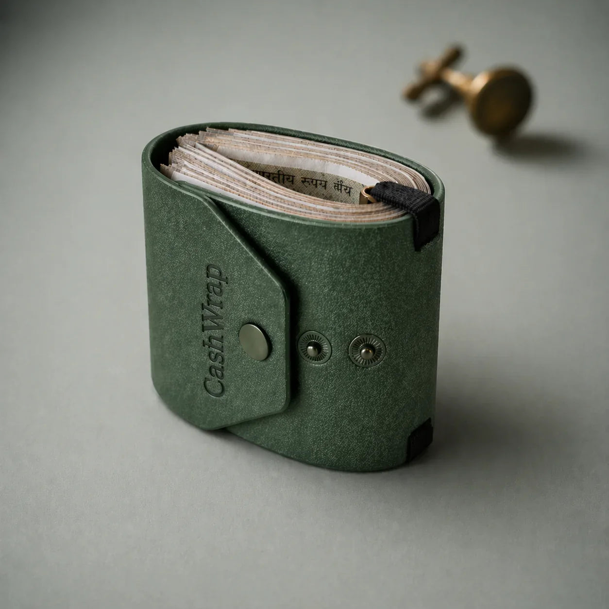 Vectoraa Magnetic Cash Wrap Wallet – Vegan Leather Band Wallet for Notes & Cards